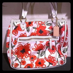 Coach poppy bag.
